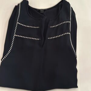Like new sleeveless navy blouse
